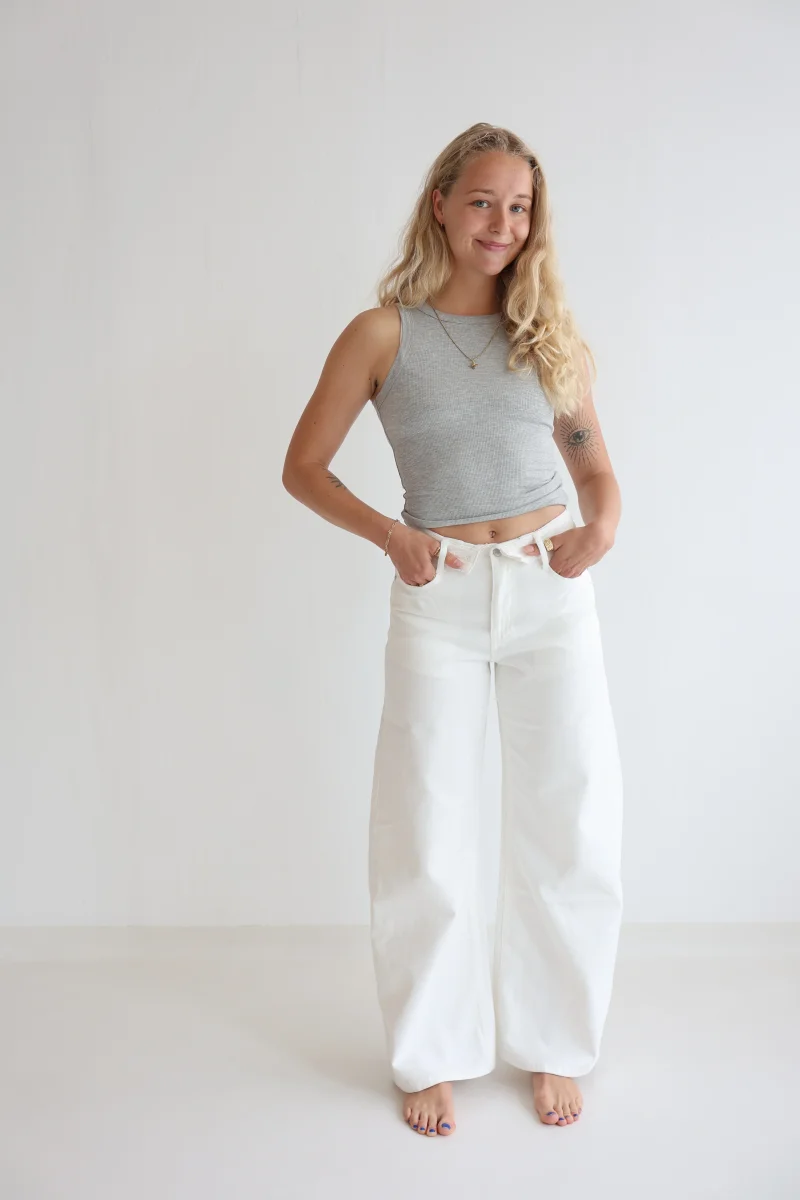 White Barrel Waistband Jeans – Bild 2