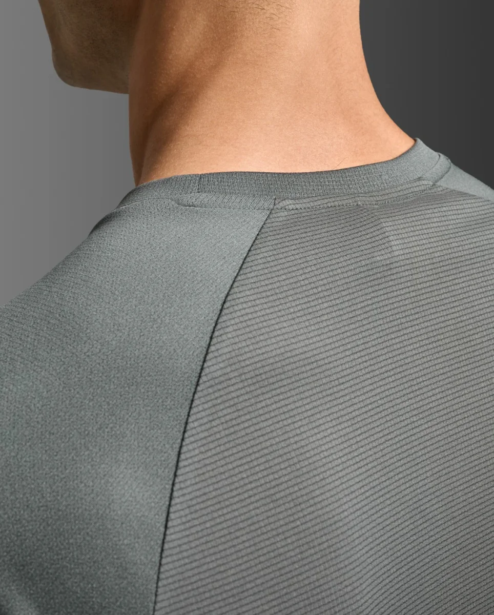 Aero Mesh Tee Laufshirt Herren - jupiter/black reflective – Bild 7